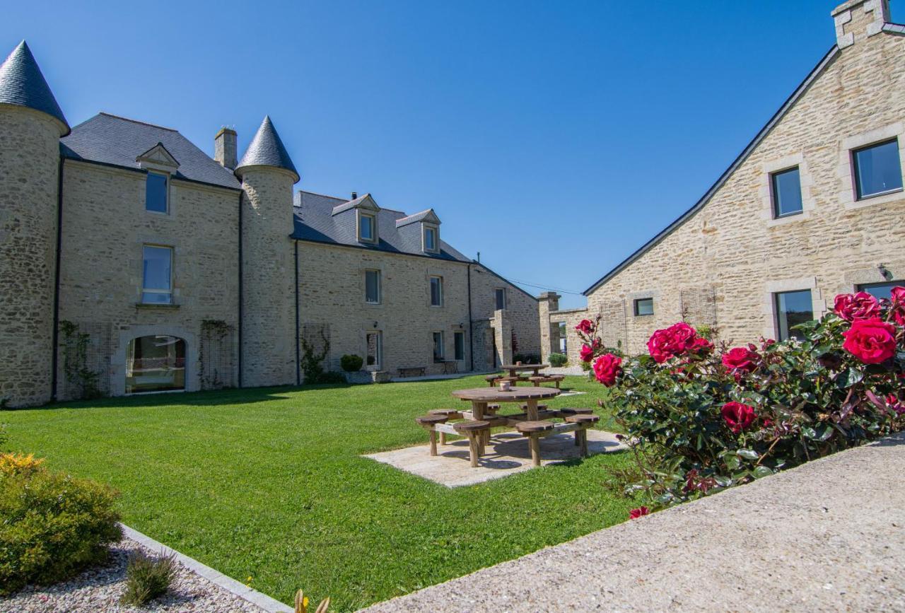 Domaine De Kerbillec Bed & Breakfast Theix Bagian luar foto