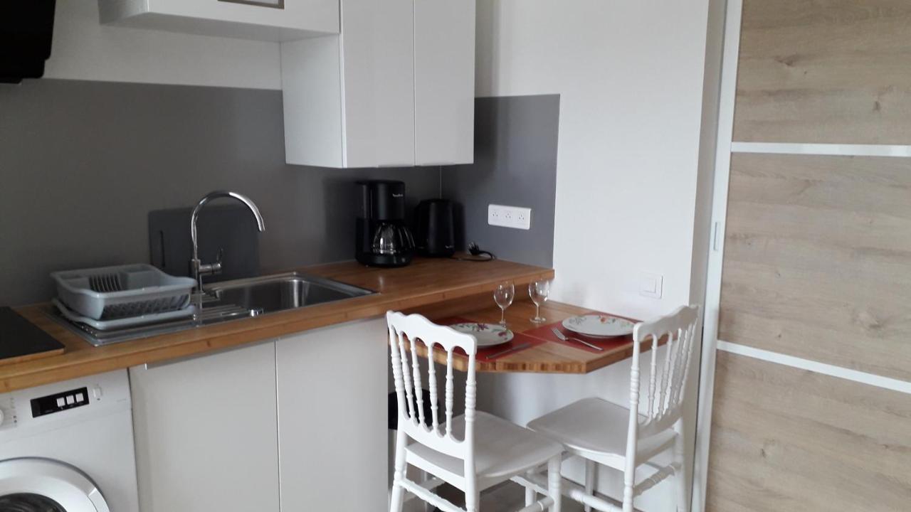 Domaine De Kerbillec Bed & Breakfast Theix Bagian luar foto