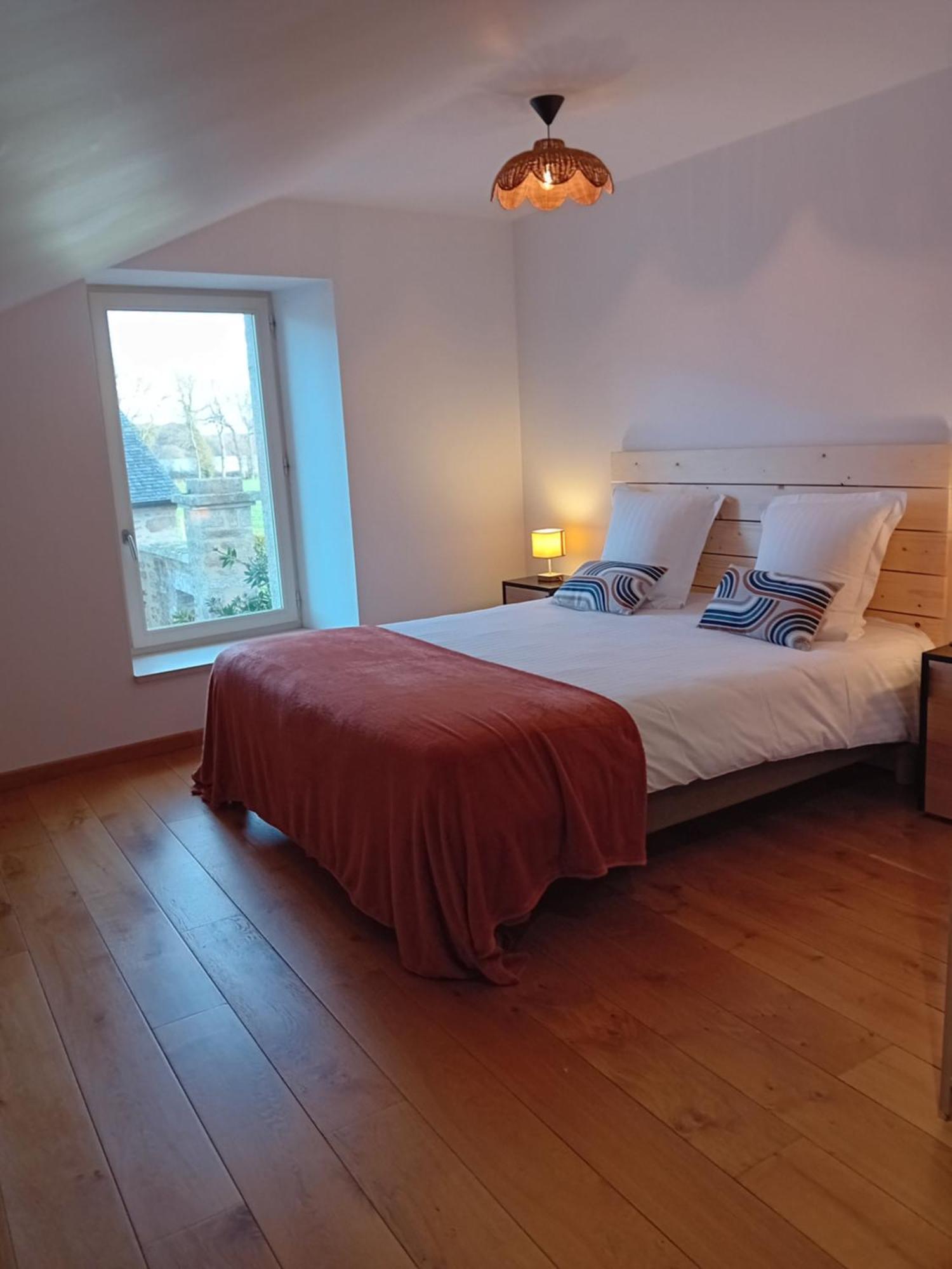 Domaine De Kerbillec Bed & Breakfast Theix Bagian luar foto